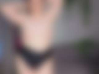 MichelleHost's Live Sex Cam Show