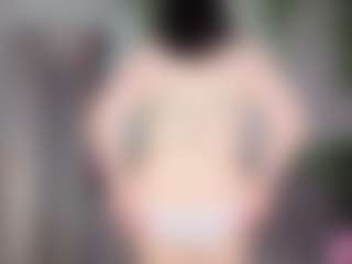 MichelleHost's Live Sex Cam Show