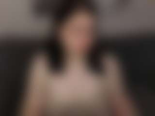 MichelleHost's Live Sex Cam Show