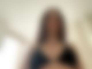 Live cam show with MorganaVey - Brown Hair on Camming Site