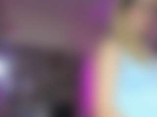 Live cam show with noa-cooper - Small Tits on livesexfox.com
