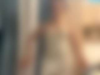 Lia's Live Sex Cam Show