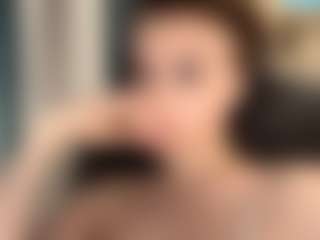 Lia's Live Sex Cam Show