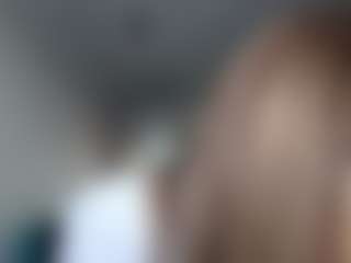 Lia's Live Sex Cam Show