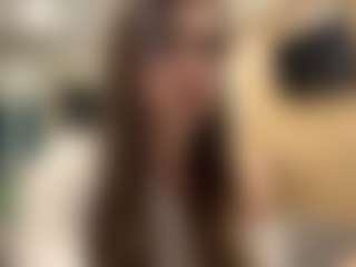 Live cam show with Lia - Brown Hair on xxxlivecams.org