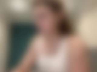 Live cam show with Lia - Athletic on anonymated.com