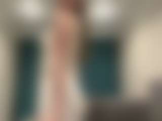 Live cam show with Lia - Handjob on luckytryst.com