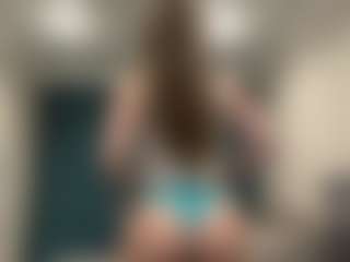 Live cam show with Lia - Drinking on Cam Slut
