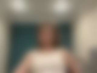 Live cam show with Lia - Athletic Small Tits on eurowanks.com
