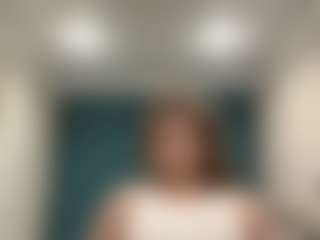 Live cam show with Lia - Brown Hair on CamSodaAdn