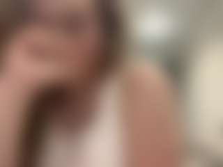 Live cam show with Lia - College Teen (18+) on Porn Luv