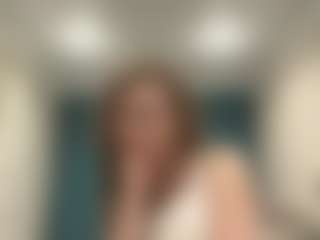 Live cam show with Lia - Flashing on Streamer API