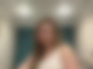 Live cam show with Lia - Foot Fetish Brown Hair on MyBangCams