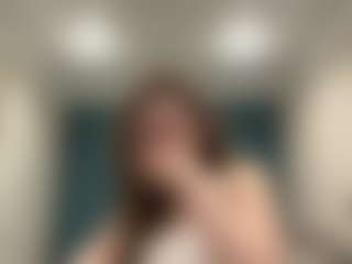 Live cam show with Lia - Small Tits Young Adult on TeamSkeetLive