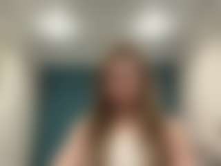 Live cam show with Lia - Athletic Small Tits on Gym Cam Girls