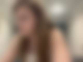 Live cam show with Lia - Small Tits Brown Hair on Nude Live Now