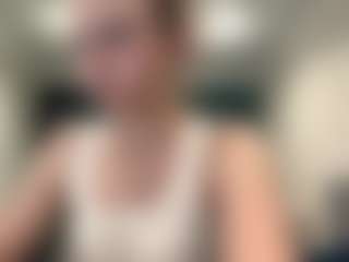 Live cam show with Lia - Fetish Brown Hair on Taboo Cams XXX