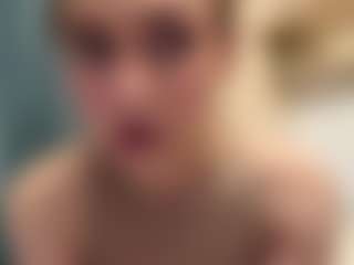 Live cam show with Lia - White Teen (18+) on Hubzter Live | georgia