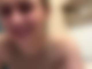Lia's Live Sex Cam Show
