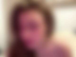 Live cam show with Lia - Brown Hair Teen (18+) on Fit Hotties