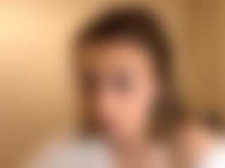 Lia's Live Sex Cam Show