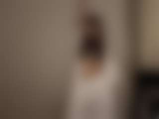 Live cam show with Lia - Skinny on Gym Cam Girls