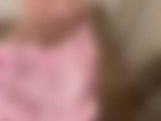 Live cam show with Lia - Athletic on crypto-cams