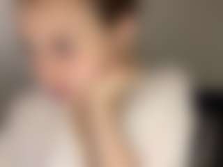 Live cam show with Lia - Skinny on xxxlivecams.org