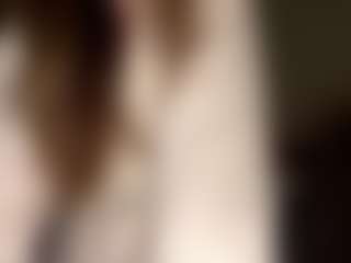 Live cam show with Lia - Erotic Dance on Camsoda