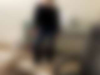 Live cam show with Lia - Drinking on madthumbs
