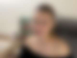 Live cam show with Lia - Asshole on liverealitysex.com