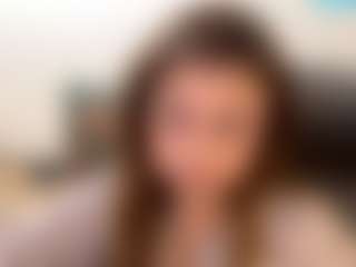 Live cam show with Lia - Public Brown Hair on Camsoda
