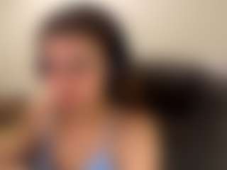 Live cam show with Lia - Facial Piercings on Camsoda