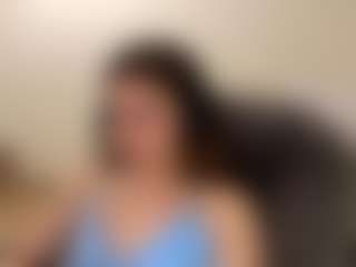 Live cam show with Lia - Genital Piercings on Camsoda