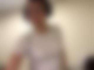 Live-camshow met Lia - Flashing op Camsoda