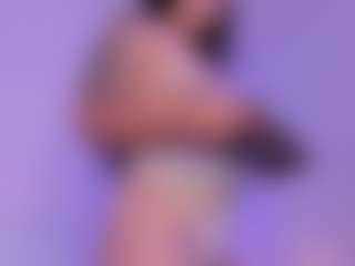 Live cam show with Sara - Hairy Pussy on SquirtSoMuch