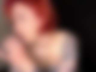 Live cam show with Cindy - New Shaved Pussy on Strip Flash - Live Sex Shows