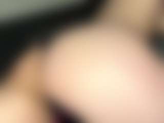 Live cam show with Cindy - Cute on Camsoda