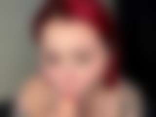 Live cam show with Cindy - Public Red Hair on Big Tits