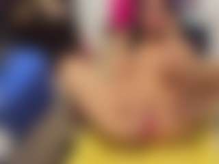 Taylorr38's Live Sex Cam Show