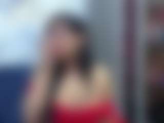 Taylorr38 MILF webcam performer live streaming