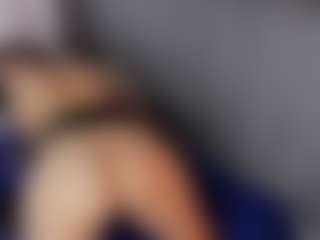 Live cam show with Veronica - Big Tits on live18s.com