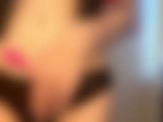 Live cam show with YaraHale - Young Adult on sexylive.show