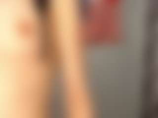 YaraHale's Live Sex Cam Show