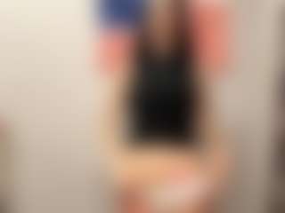 Live cam show with YaraHale - Brown Eyes Teen (18+) on Dare Cams