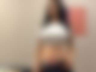 YaraHale's Live Sex Cam Show