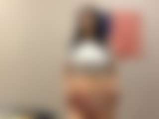 YaraHale's Live Sex Cam Show