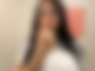 YaraHale's Live Sex Cam Show