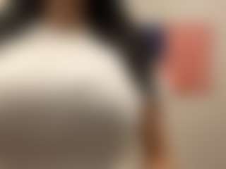 Live cam show with YaraHale - Oil on https://playwithruby.com