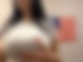 YaraHale's Live Sex Cam Show